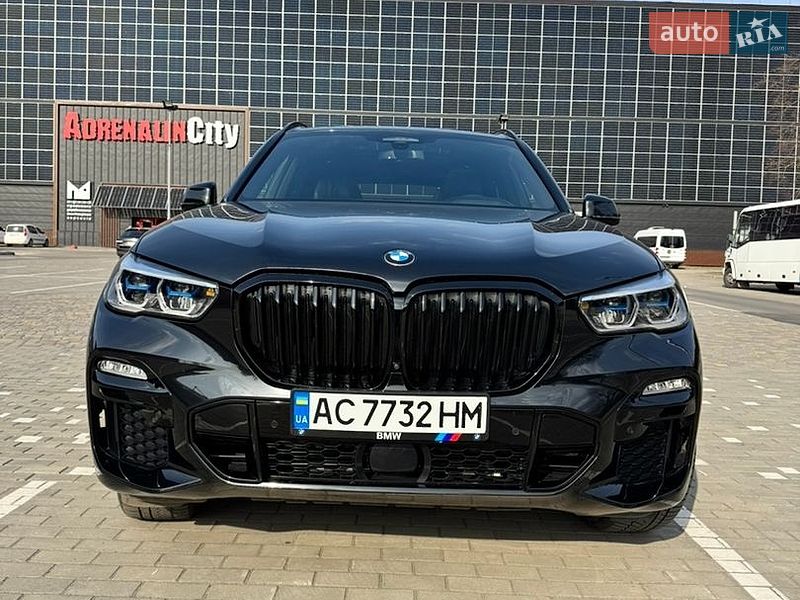 Внедорожник / Кроссовер BMW X5 2021 в Луцке