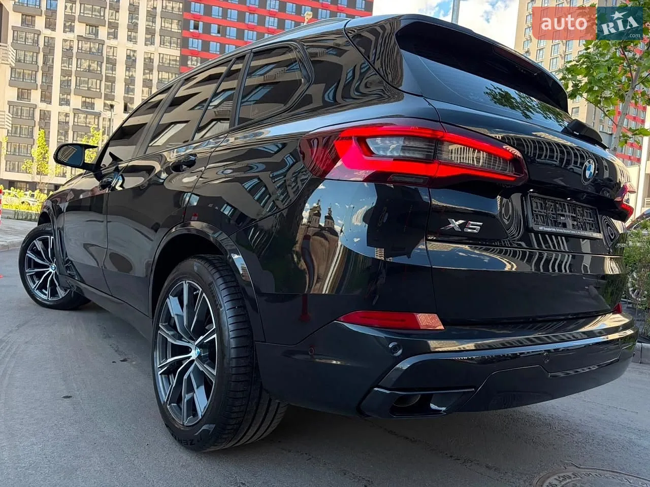 2022 BMW X5 - фото 1