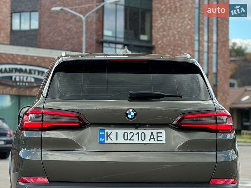 Внедорожник / Кроссовер BMW X5 2021 в Киеве
