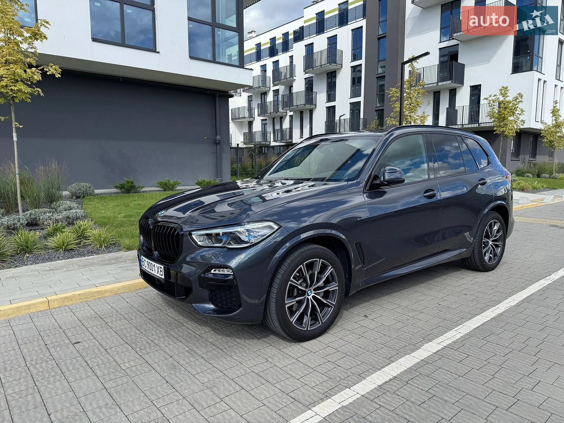 2021 BMW X5 - фото 1