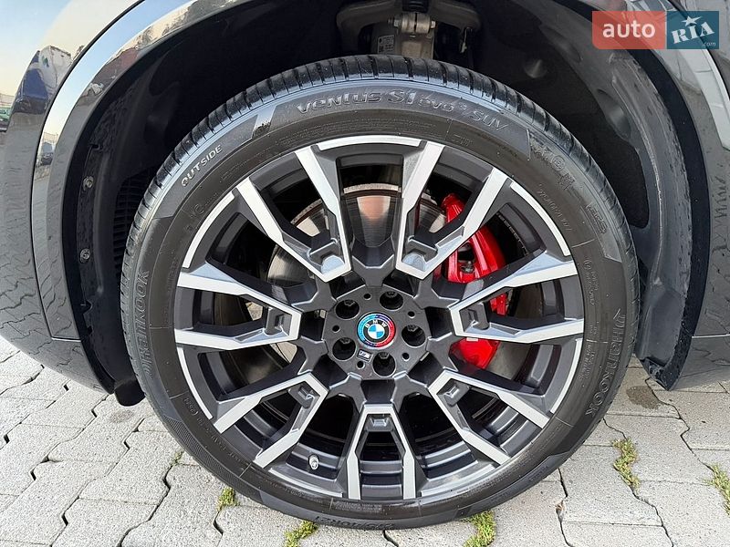 Позашляховик / Кросовер BMW X5 2024 в Чернівцях