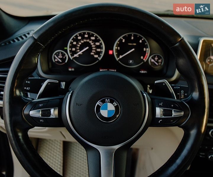 Позашляховик / Кросовер BMW X5 2014 в Луцьку