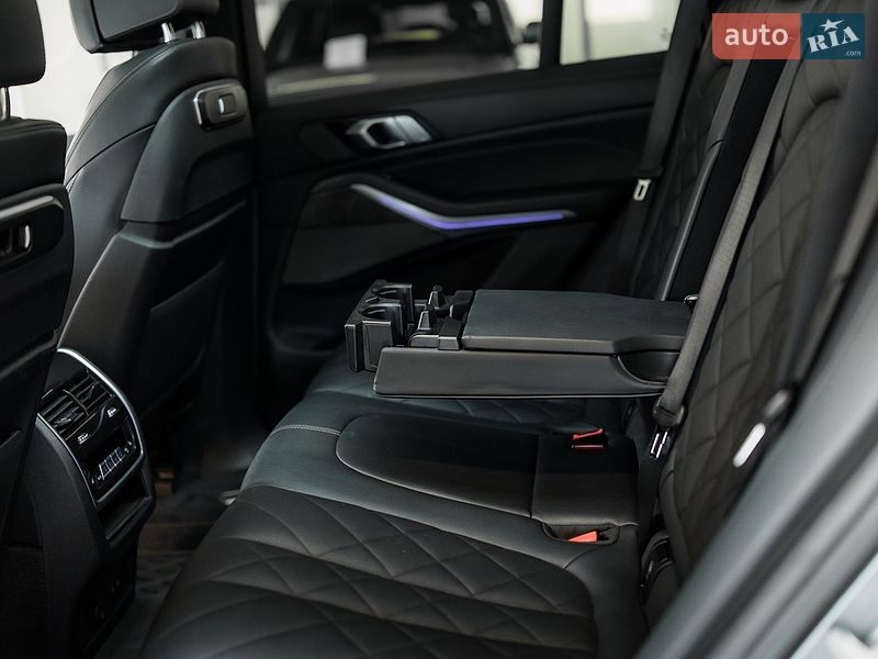 Внедорожник / Кроссовер BMW X5 2023 в Хмельницком