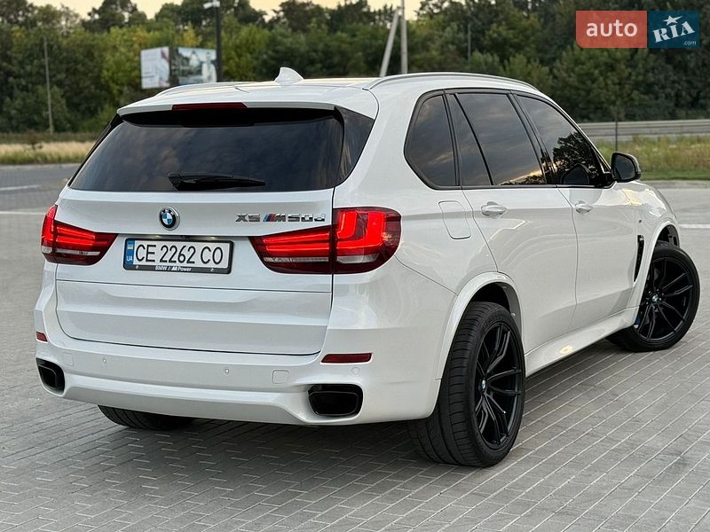 Внедорожник / Кроссовер BMW X5 2014 в Черновцах