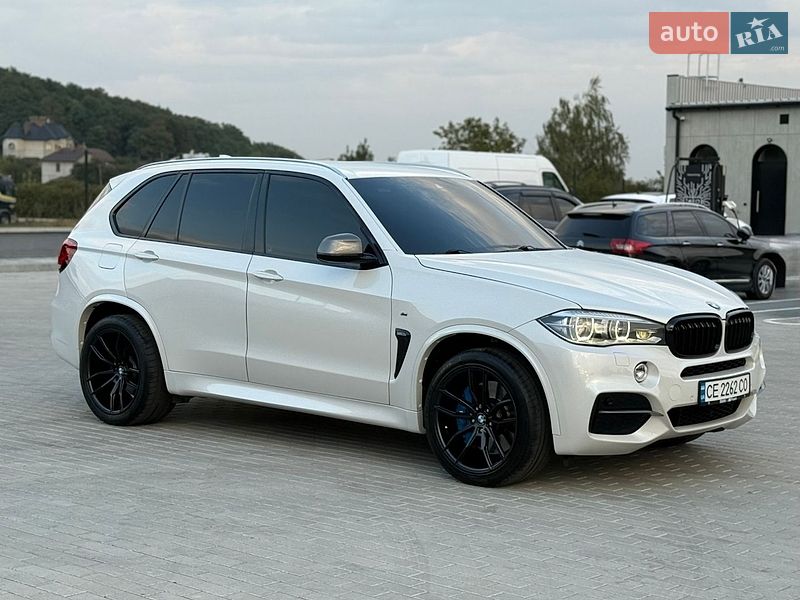 Внедорожник / Кроссовер BMW X5 2014 в Черновцах