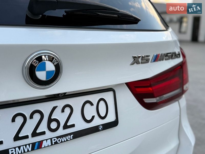 Внедорожник / Кроссовер BMW X5 2014 в Черновцах