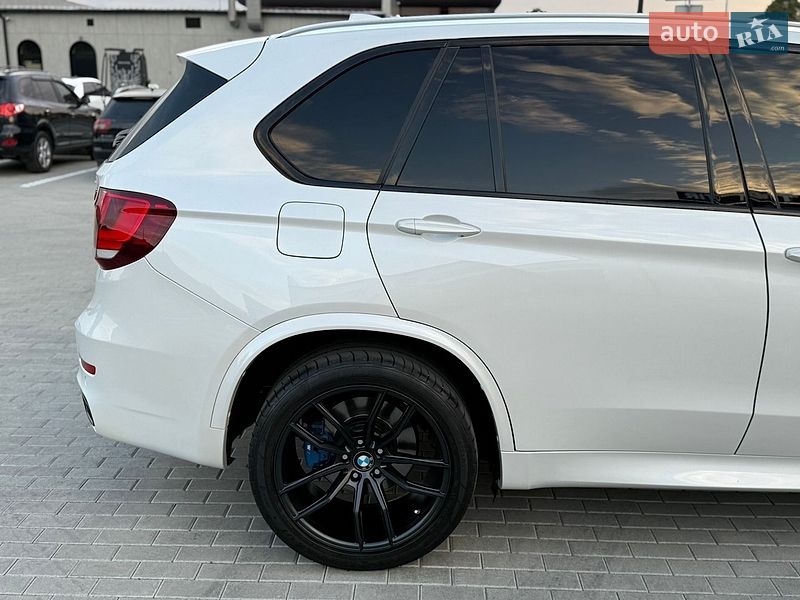 Внедорожник / Кроссовер BMW X5 2014 в Черновцах