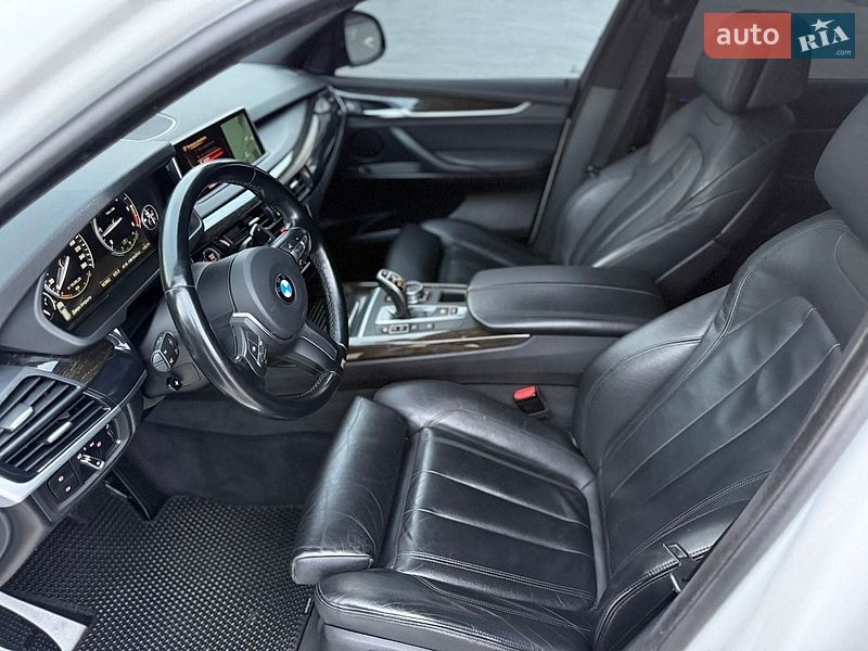 Внедорожник / Кроссовер BMW X5 2014 в Черновцах