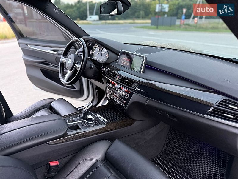 Внедорожник / Кроссовер BMW X5 2014 в Черновцах