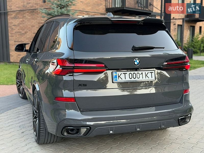 Позашляховик / Кросовер BMW X5 2023 в Івано-Франківську