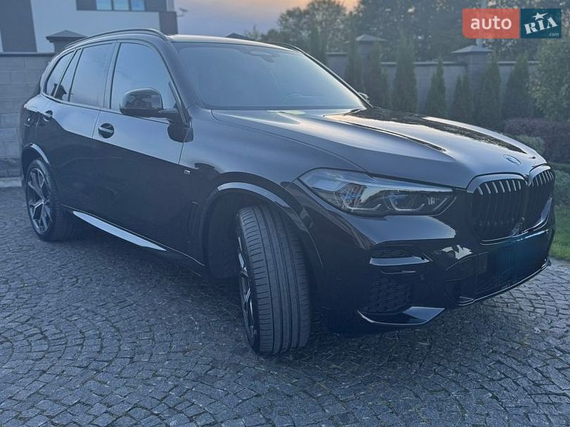 Внедорожник / Кроссовер BMW X5 2022 в Львове