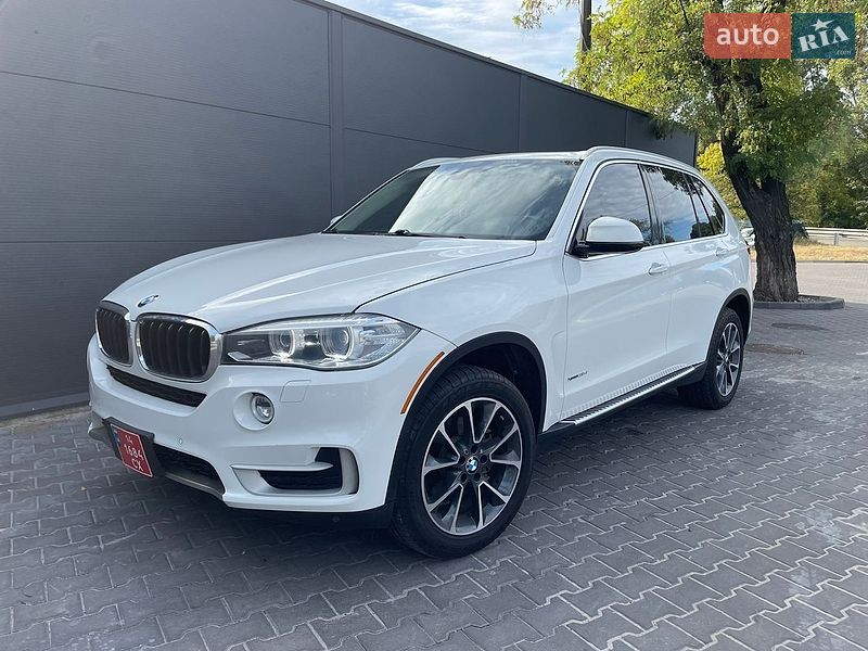 Внедорожник / Кроссовер BMW X5 2015 в Киеве