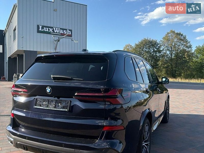 Внедорожник / Кроссовер BMW X5 2024 в Ивано-Франковске