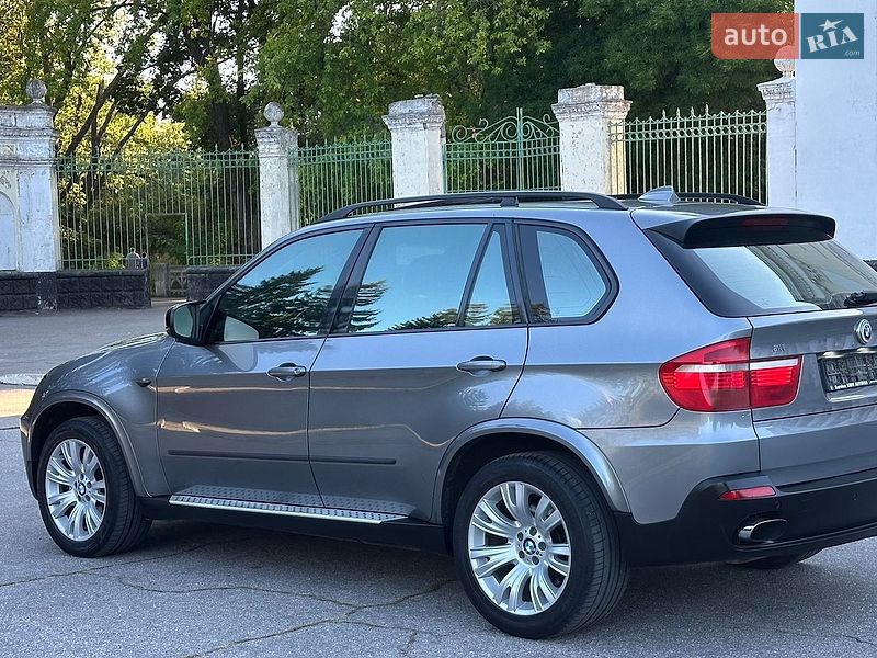 Внедорожник / Кроссовер BMW X5 2007 в Пятихатках