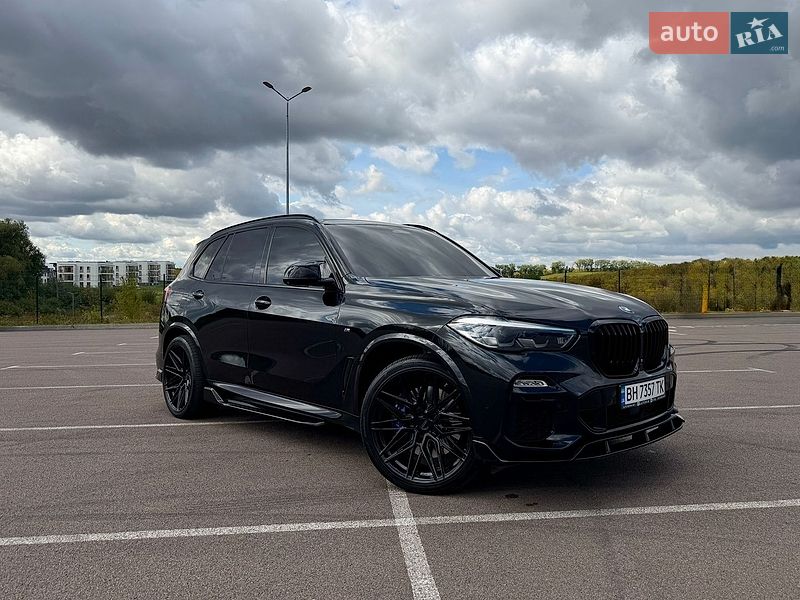 Внедорожник / Кроссовер BMW X5 2018 в Ровно