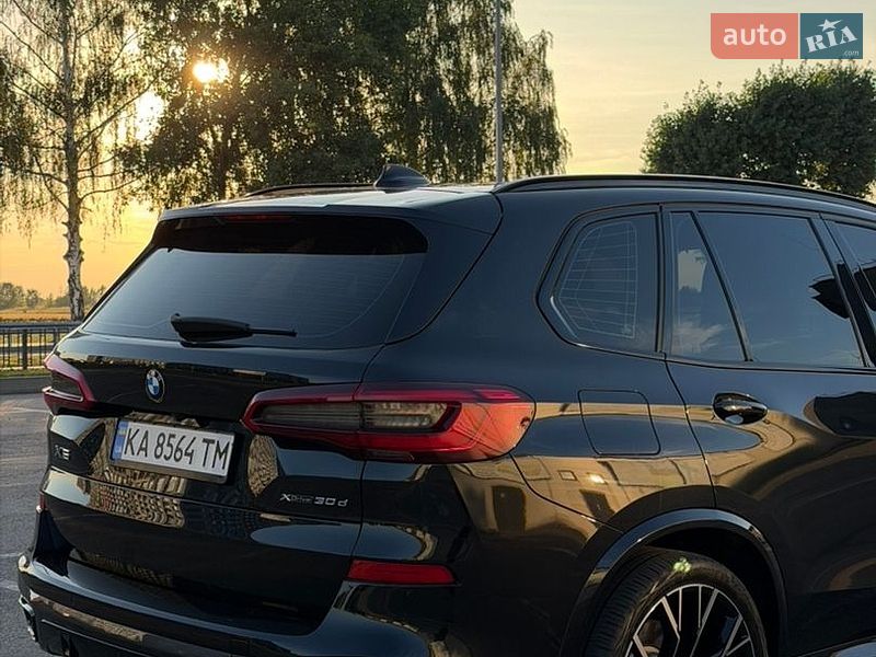 Внедорожник / Кроссовер BMW X5 2019 в Киеве