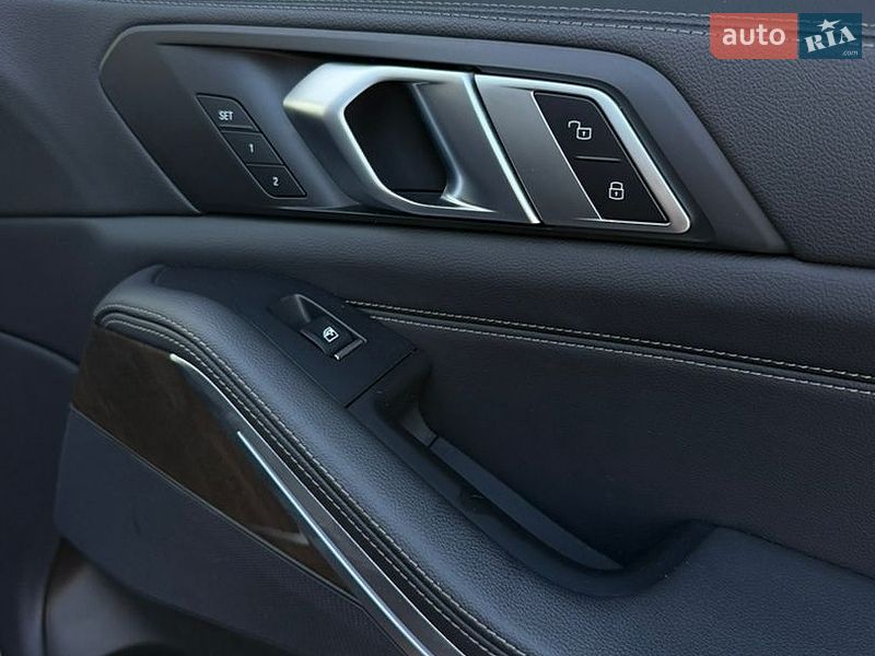 Внедорожник / Кроссовер BMW X5 2019 в Киеве