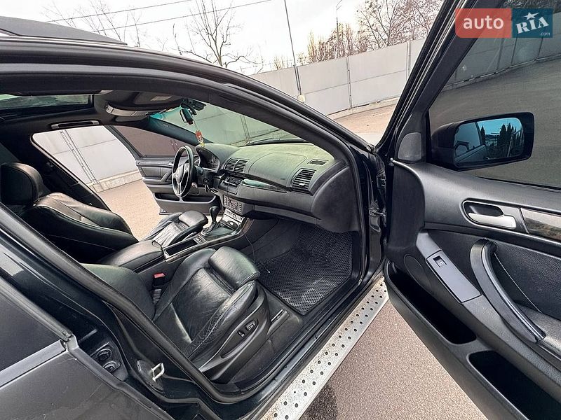 Внедорожник / Кроссовер BMW X5 2002 в Киеве