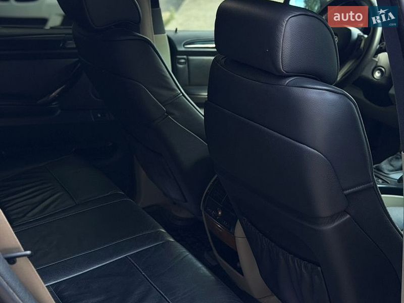 Внедорожник / Кроссовер BMW X5 2002 в Ровно