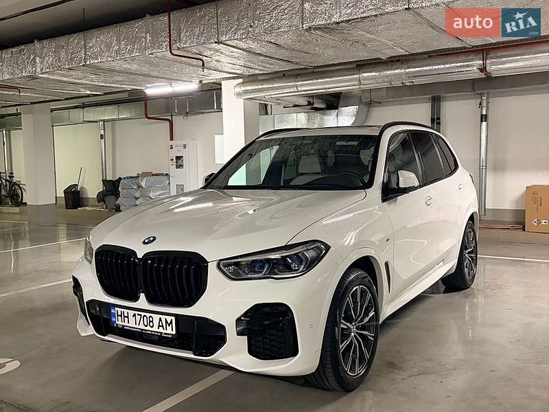 Внедорожник / Кроссовер BMW X5 2021 в Одессе