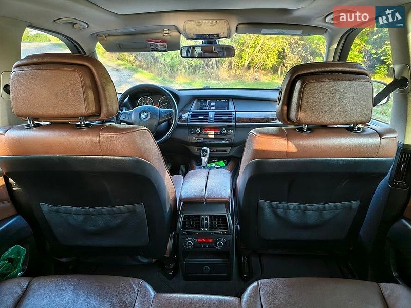 Внедорожник / Кроссовер BMW X5 2010 в Полтаве