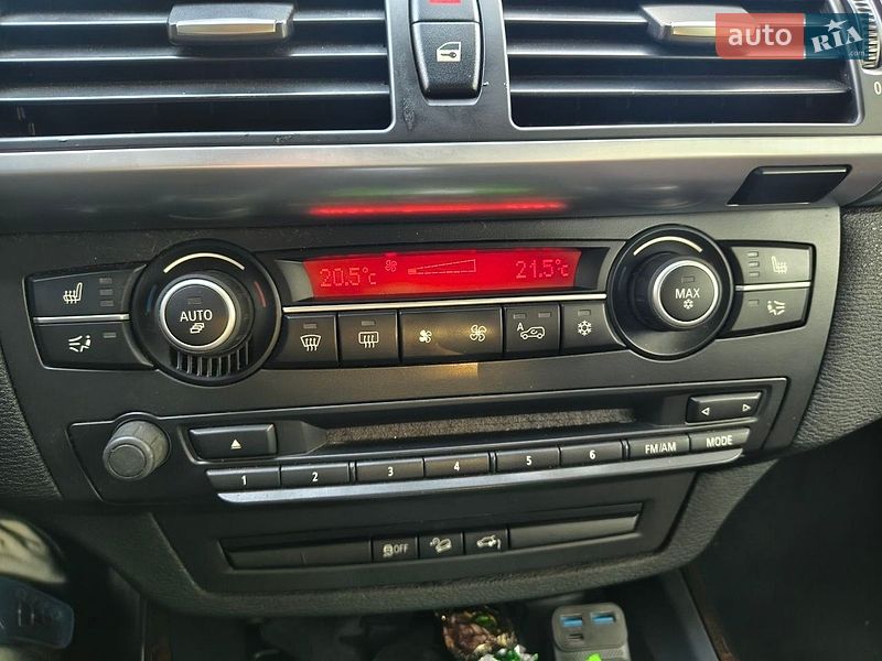 Внедорожник / Кроссовер BMW X5 2010 в Полтаве
