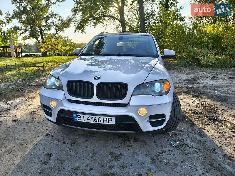 Внедорожник / Кроссовер BMW X5 2010 в Полтаве