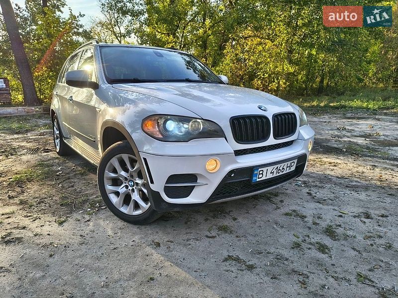 Внедорожник / Кроссовер BMW X5 2010 в Полтаве