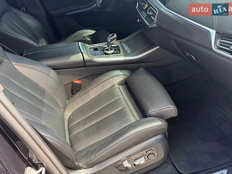 Внедорожник / Кроссовер BMW X5 2019 в Днепре