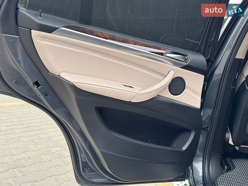 Позашляховик / Кросовер BMW X5 2013 в Одесі