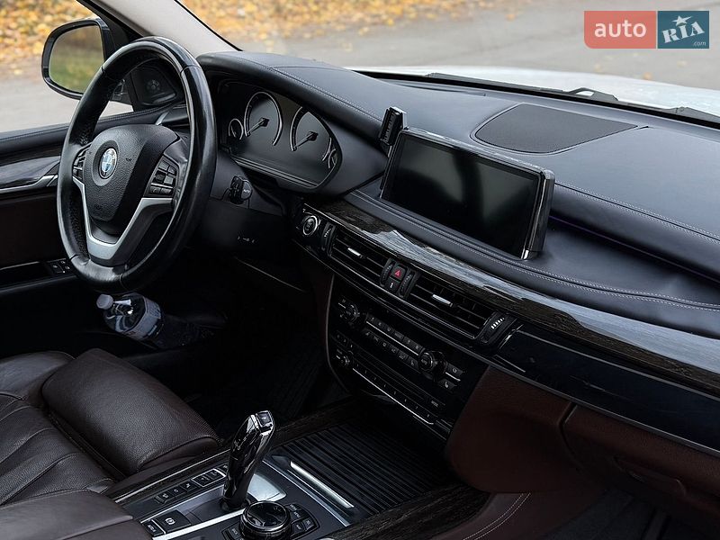 Внедорожник / Кроссовер BMW X5 2014 в Тернополе