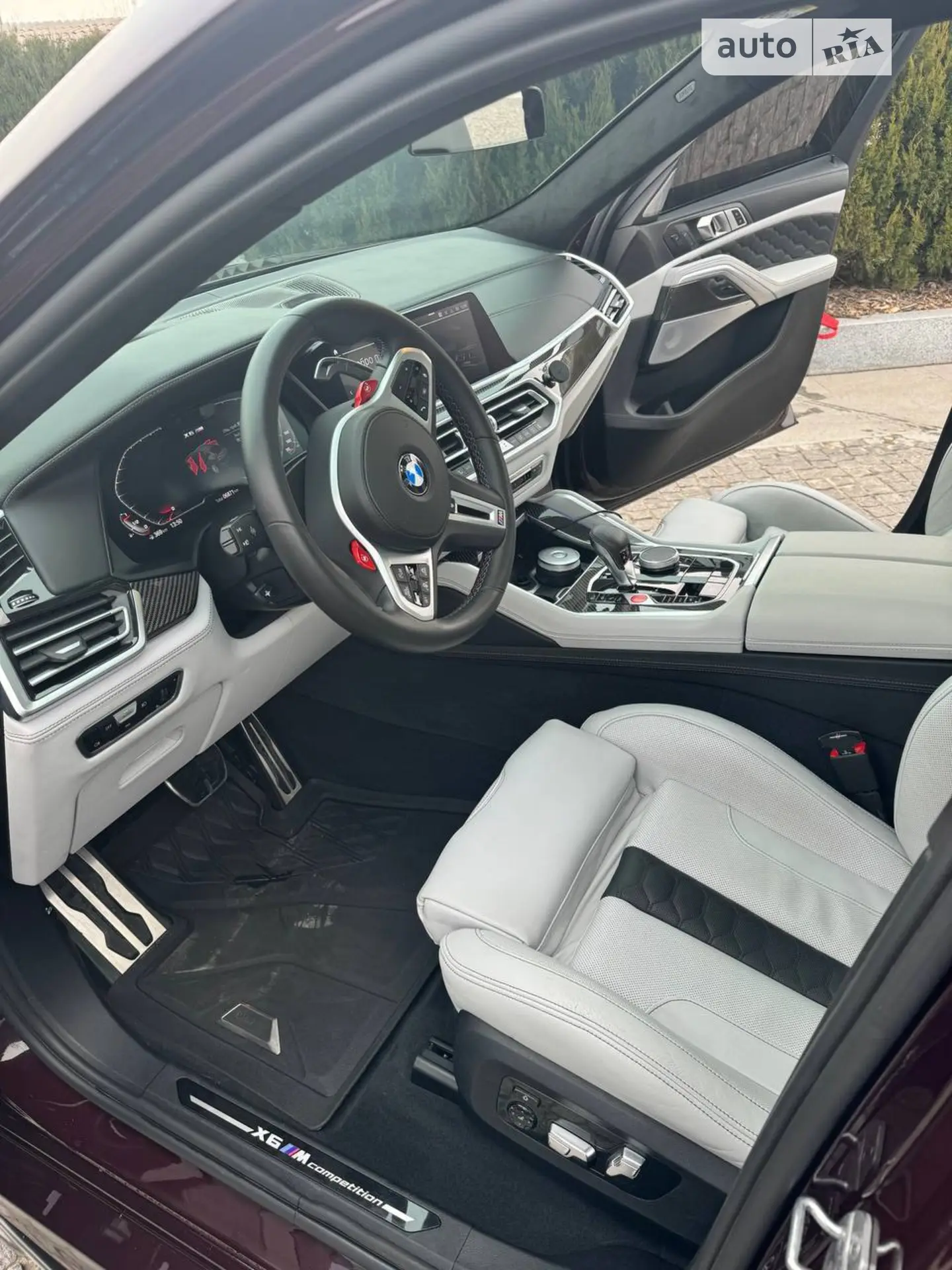 2022 BMW X6 M - мініатюра 15