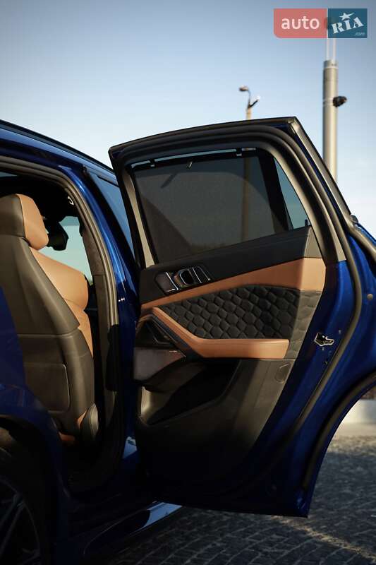 Внедорожник / Кроссовер BMW X6 M 2022 в Днепре