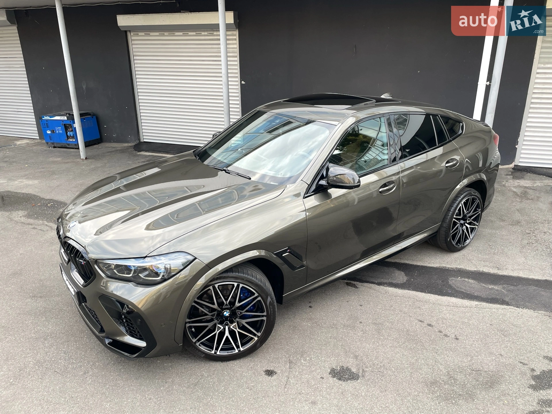 2022 BMW X6 M - мініатюра 7