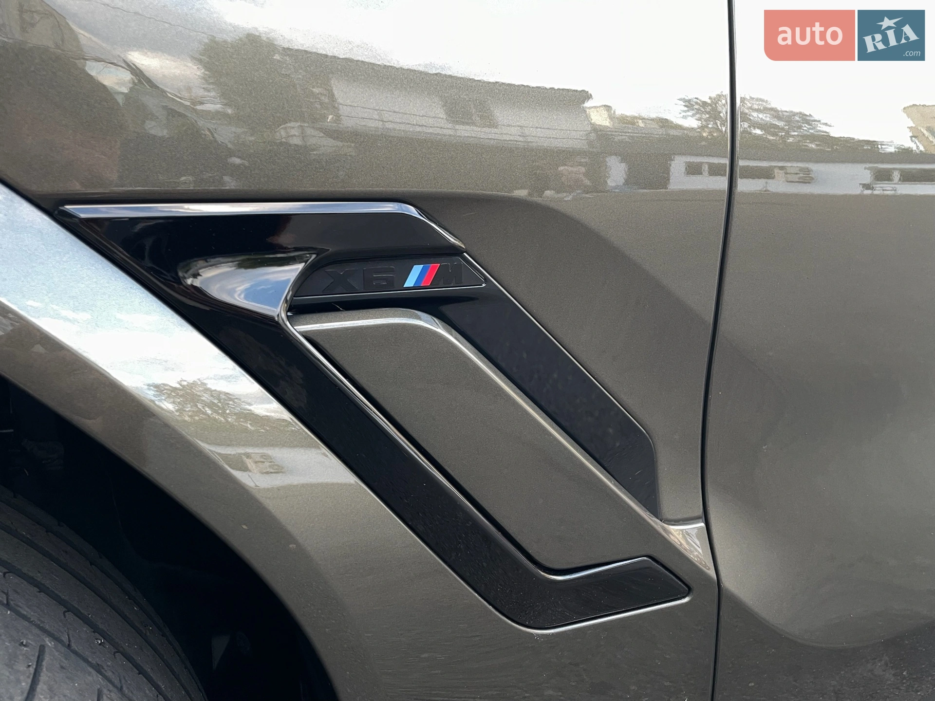 2022 BMW X6 M - мініатюра 39