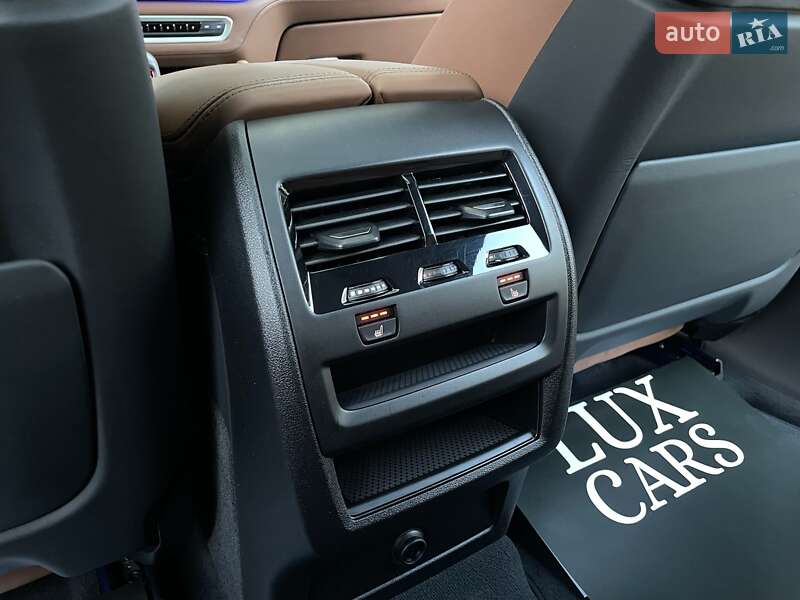 Внедорожник / Кроссовер BMW X6 M 2022 в Киеве