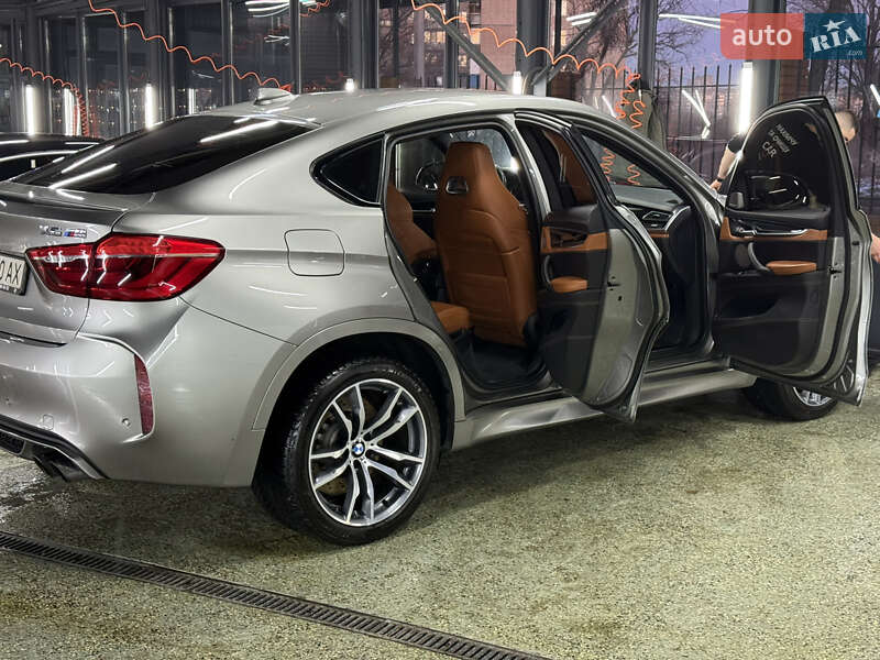 Внедорожник / Кроссовер BMW X6 M 2016 в Кривом Роге