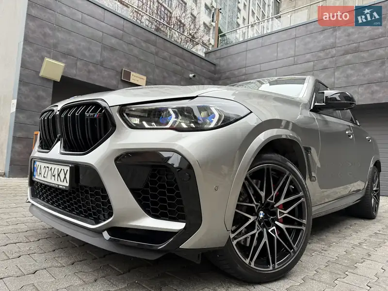 Позашляховик / Кросовер BMW X6 M 2022 в 