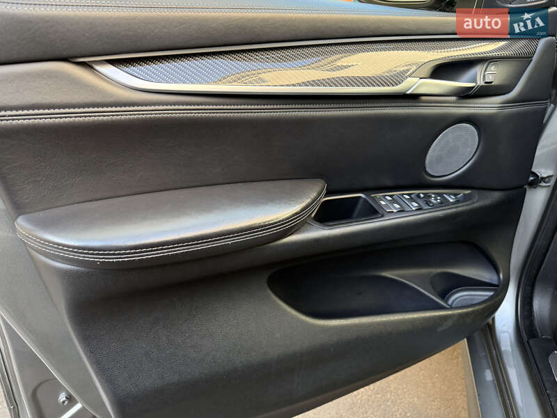 Внедорожник / Кроссовер BMW X6 M 2015 в Киеве