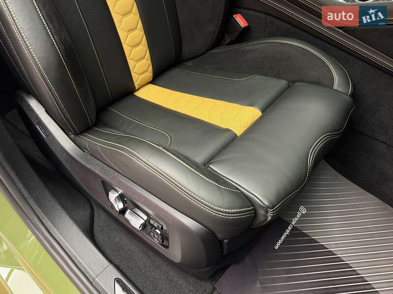 Внедорожник / Кроссовер BMW X6 M 2021 в Киеве