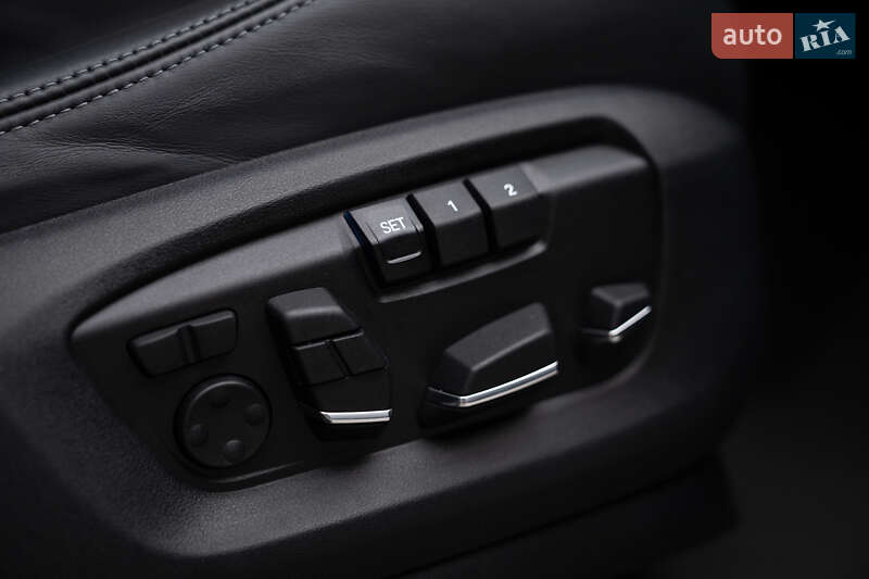 Позашляховик / Кросовер BMW X6 M 2016 в Києві