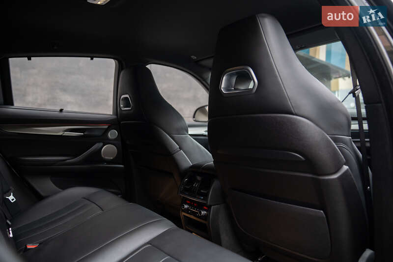Позашляховик / Кросовер BMW X6 M 2016 в Києві