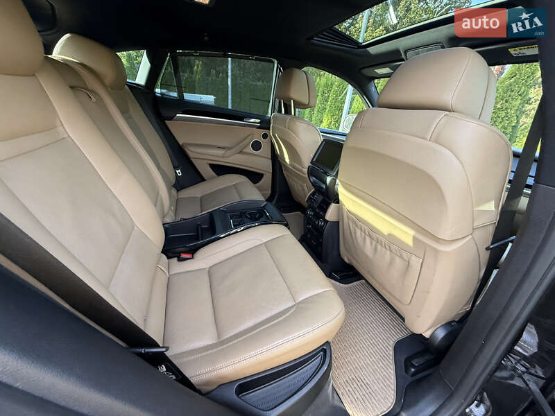 Внедорожник / Кроссовер BMW X6 M 2010 в Харькове