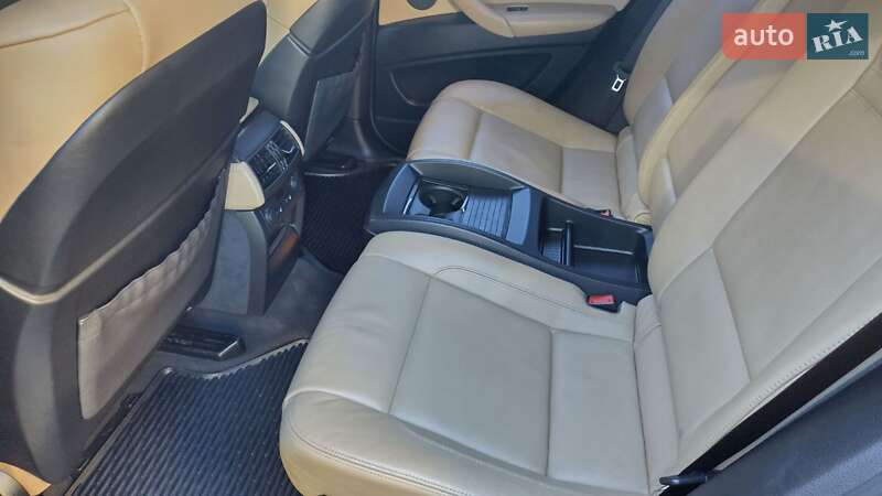 Позашляховик / Кросовер BMW X6 M 2011 в Івано-Франківську