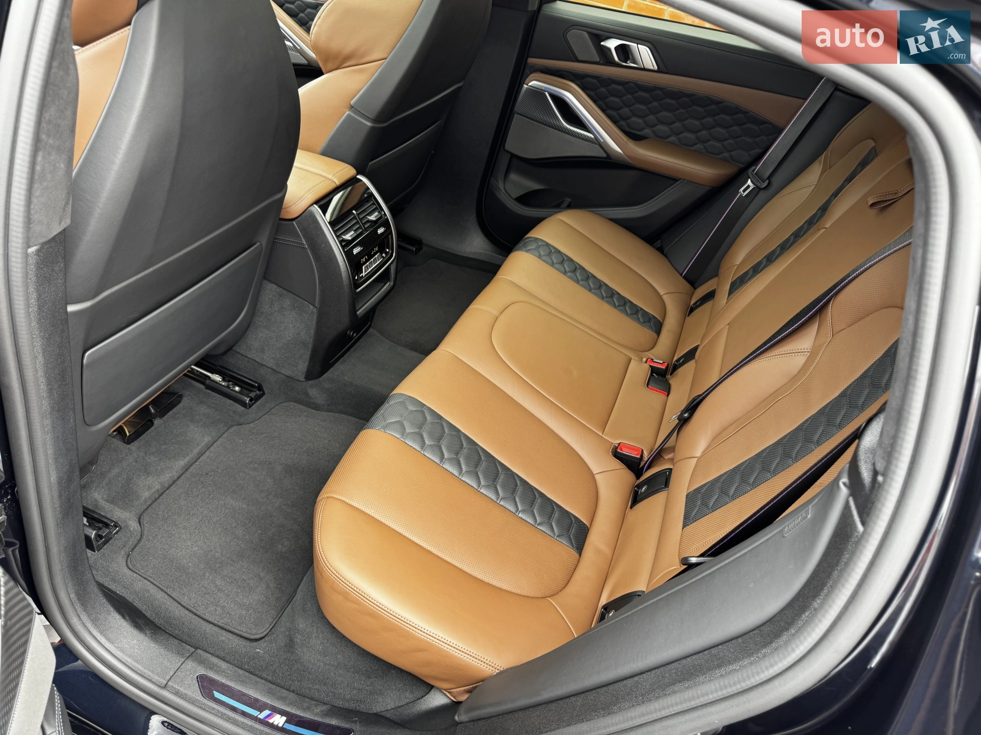 2021 BMW X6 M - мініатюра 70
