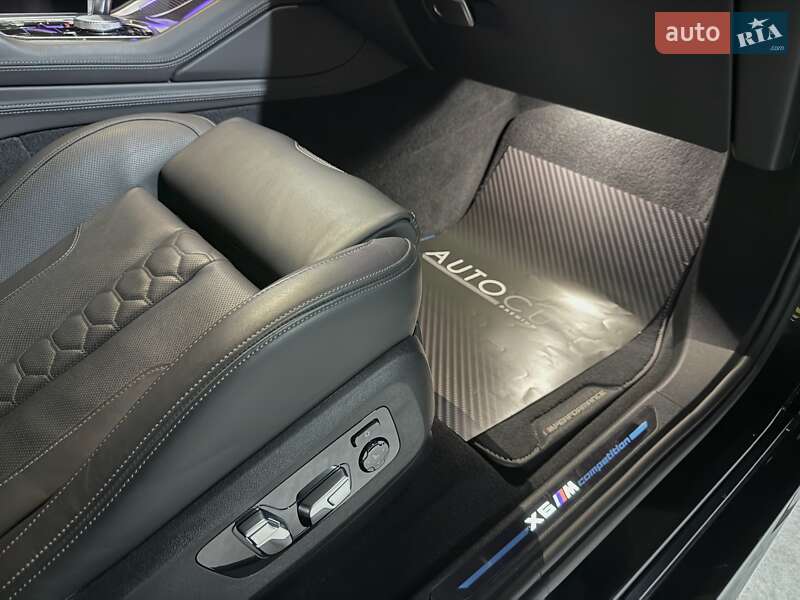 Внедорожник / Кроссовер BMW X6 M 2022 в Днепре фото 40 Внедорожник / Кроссовер BMW X6 M 2022 в Днепре