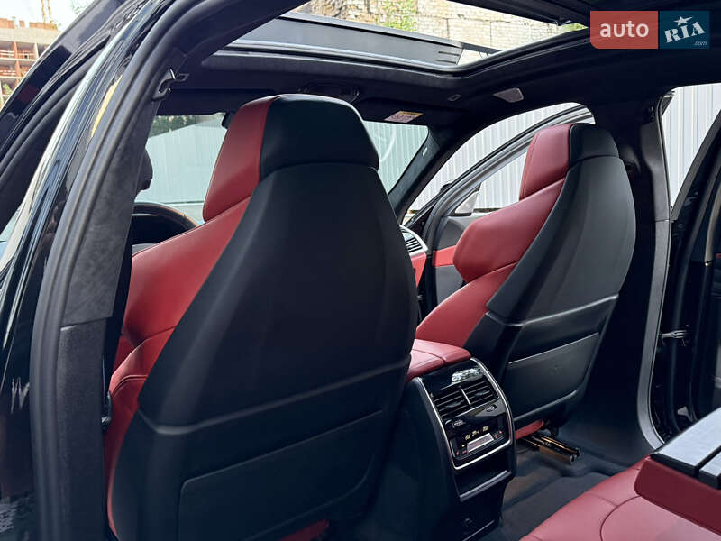 Внедорожник / Кроссовер BMW X6 M 2022 в Киеве