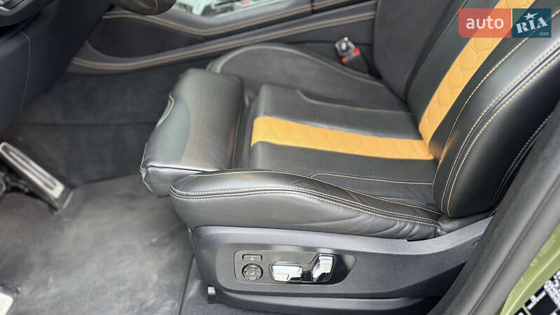 Внедорожник / Кроссовер BMW X6 M 2021 в Днепре