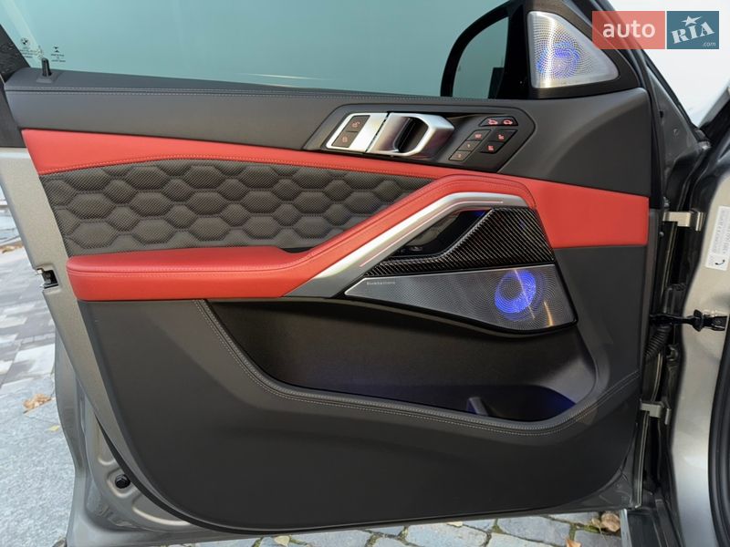 Внедорожник / Кроссовер BMW X6 M 2022 в Киеве