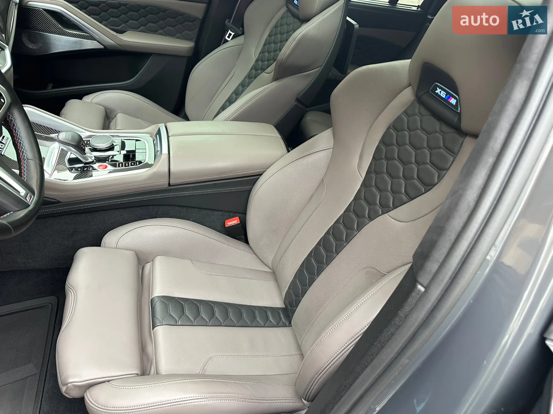 2022 BMW X6 M - мініатюра 8